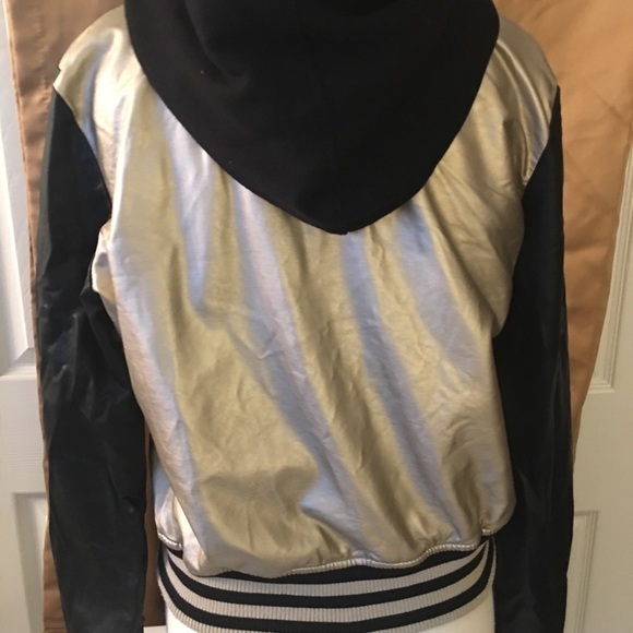 FOREVER 21 BOMBER JACKET - Picture 4 of 7
